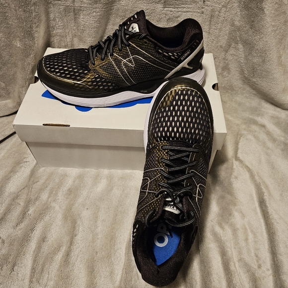 Karhu Synchron Ortix MRS Running Shoes - Picture 6 of 16